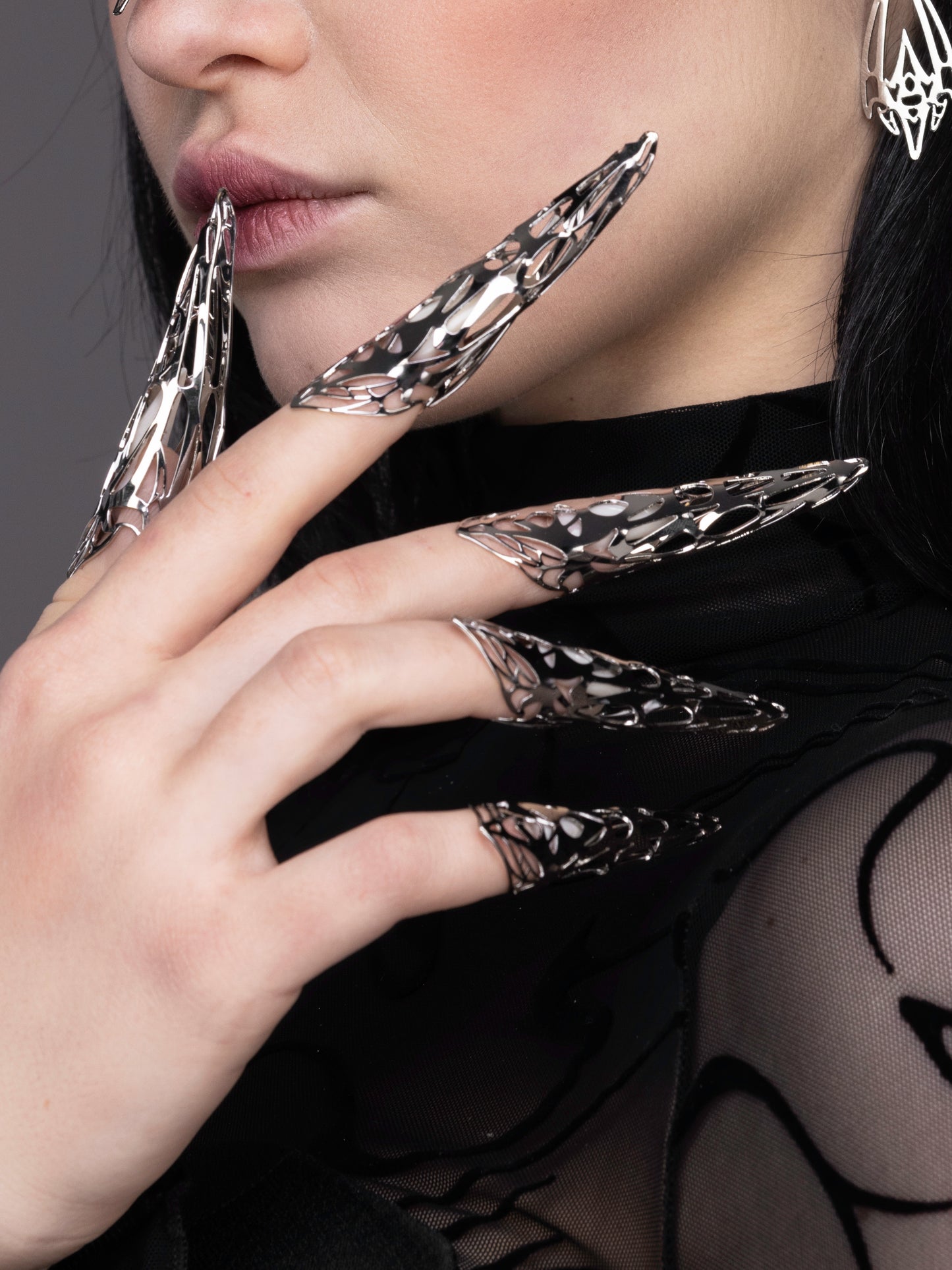 Dark Futuristic Nail Claws AETHERIS