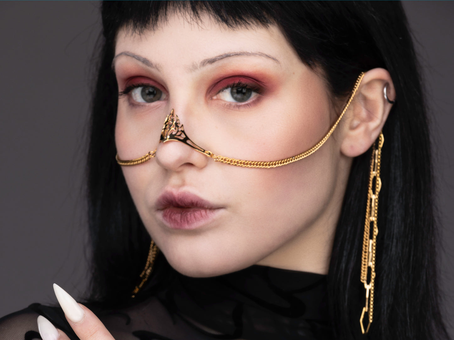 Avant-Garde Nose Chain NOVA